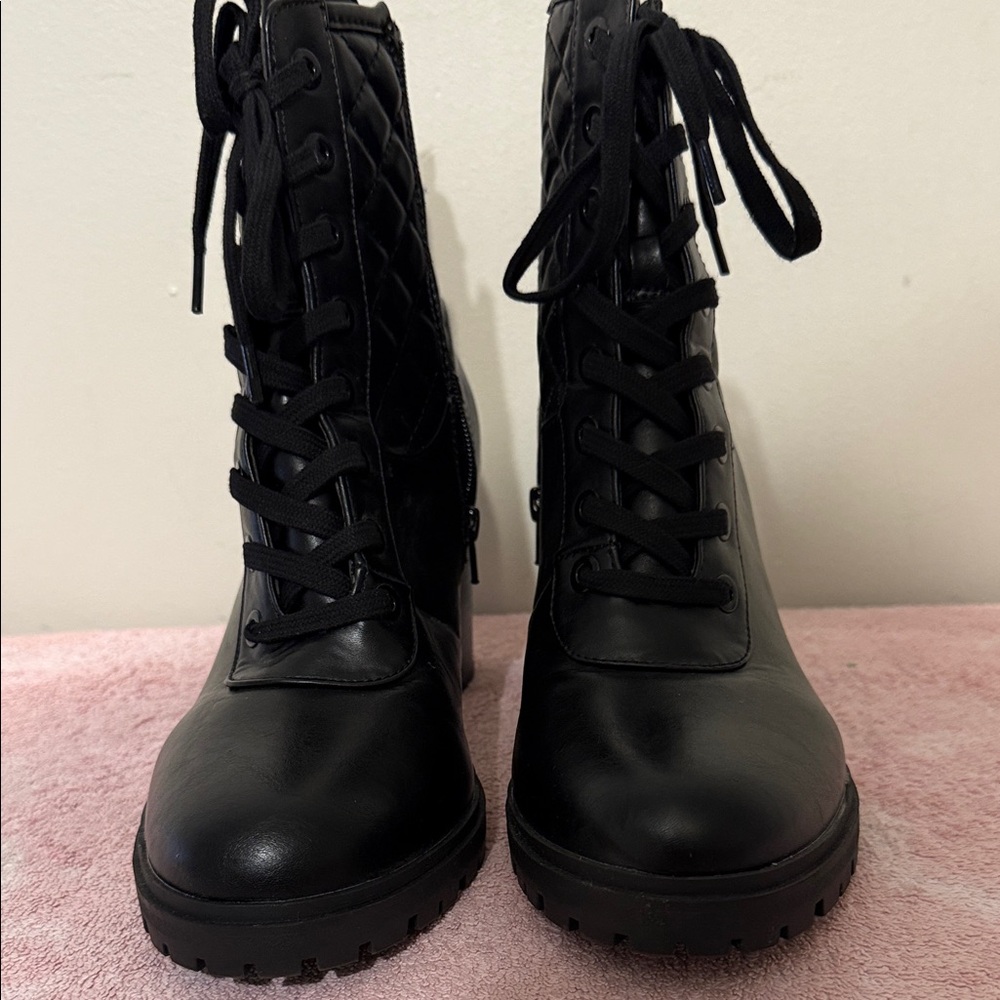 Black Lace-Up Women's Boots